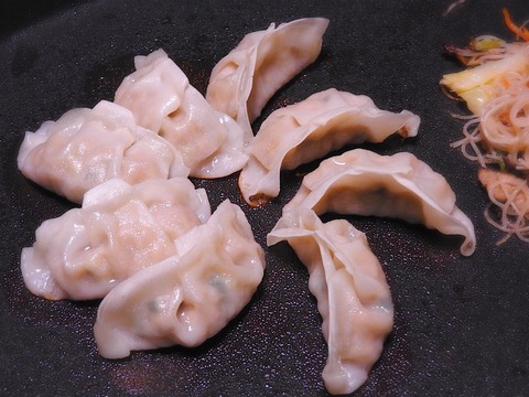 32ADD8D1-FE8D-44D7-AF3C-B14D76F235F3