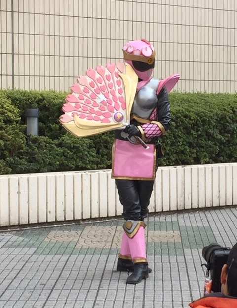 2015-12-06-11-56-35