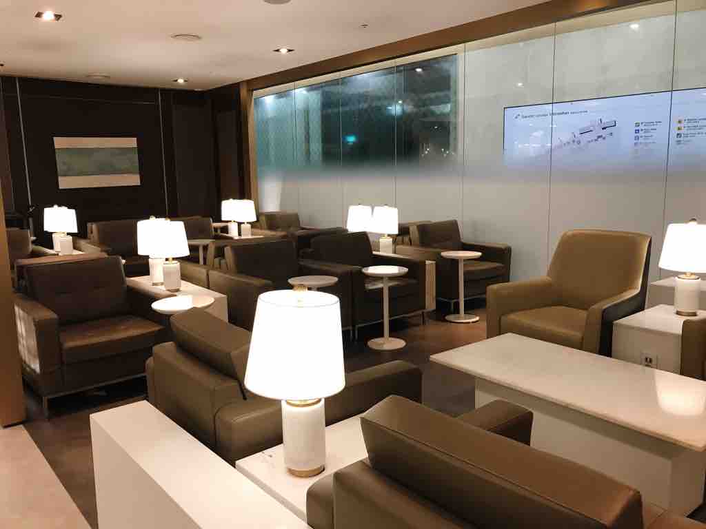 Sky Hub Lounge 帰国 仁川国際空港 2020 02 ソウル 原州 束草 Vol 19 つぎの角をまがったら