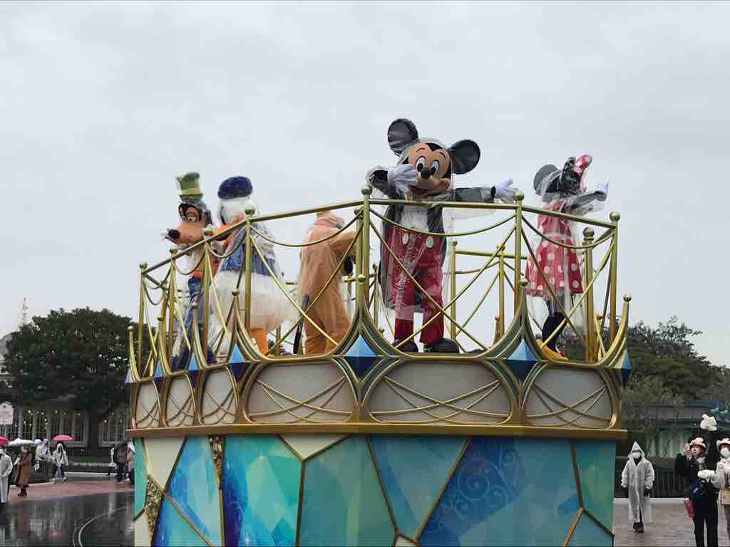 ディズニー トリック 中の人 この項目 ウォルト ディズニー は加筆依頼に出されており 内容をより充実させるために次の点に関する加筆が求められています 加筆の要点 ミッキーマウス登場以後 ディズニーランド以前のディズニーの動き アイワークスの引き抜きや