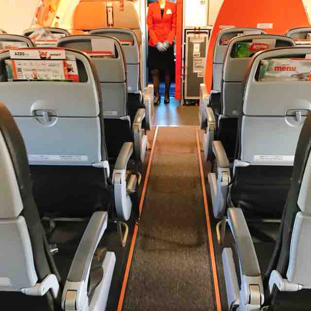 初 高松へgo ジェットスター 成田空港 高松空港 18 08 週末高松 Vol 1 つぎの角をまがったら