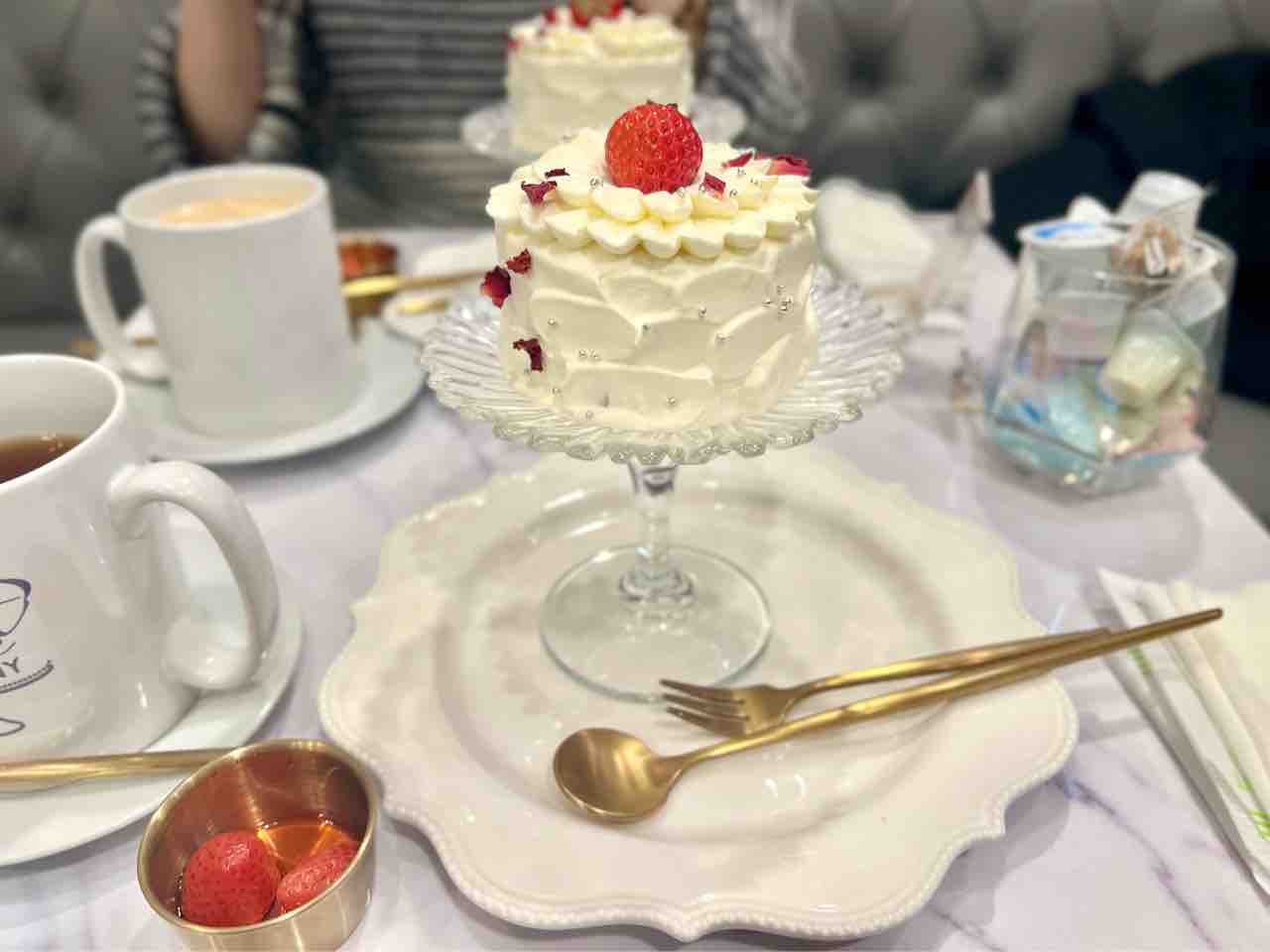 ShortCakeCompany 歌舞伎町のど真ん中でお誕生日ケーキ会@新宿