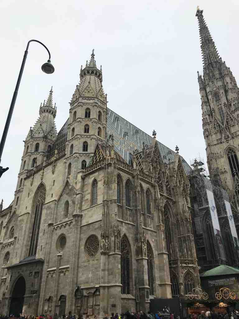 シュテファン寺院を見学 ウィーン 19 11 ドイツ オーストリア一人旅 Vol 28 つぎの角をまがったら