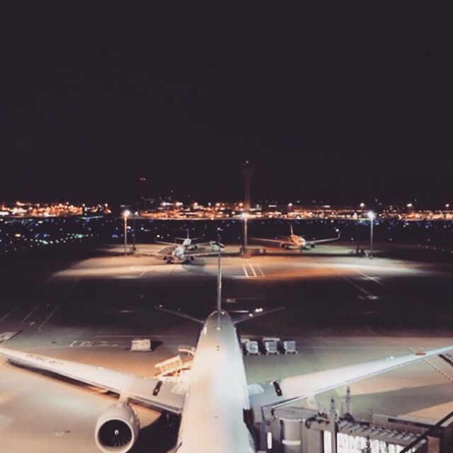 深夜便の羽田空港の過ごし方 羽田国際空港 16 12 上海一人旅 Vol1 つぎの角をまがったら