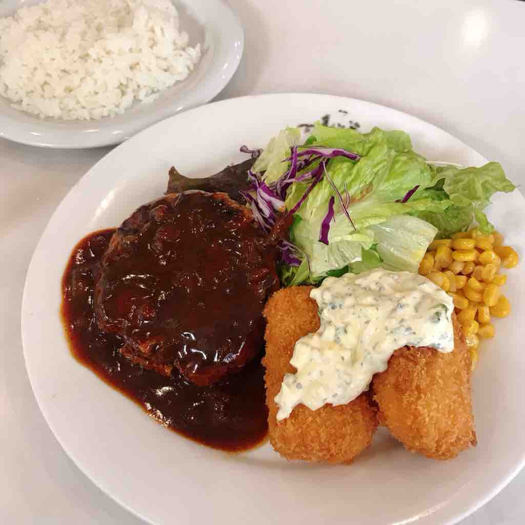 ハンバーグ カニクリームコロッケ バンビ Banbi 四ツ谷 つぎの角をまがったら ハンバーグ カニクリームコロッケ バンビ Banbi 四ツ谷 つぎの角をまがったら