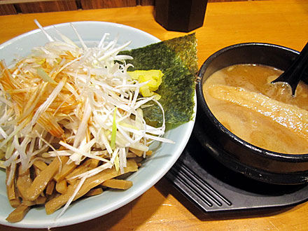 麺類 郎郎郎 さぶろう 八王子店 濃厚魚介つけ麺 オマール海老 Hakka Nikki 麺類 郎郎郎 さぶろう 八王子店 濃厚魚介つけ麺 オマール海老 Hakka Nikki