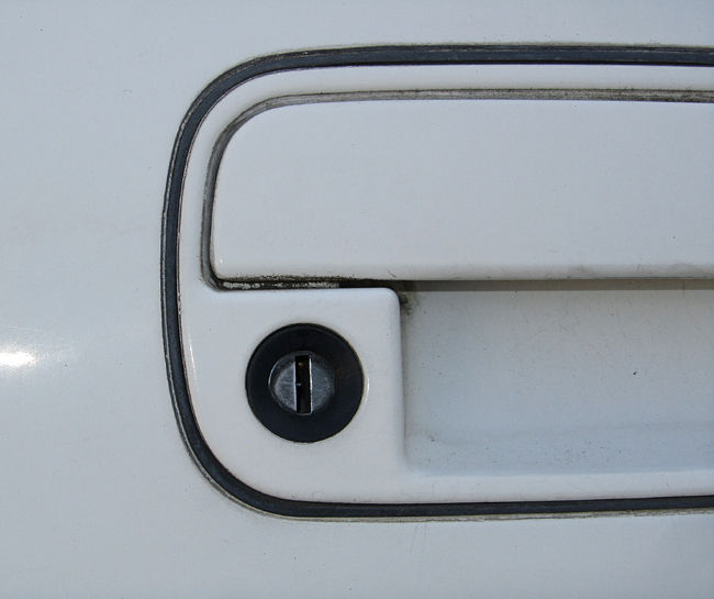 Fcの運転席側ドアを小修理 佐無頼の日々 Fcの運転席側ドアを小修理 佐無頼の日々