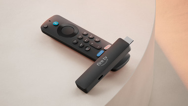 Amazon､VegaOS搭載の｢Fire TV Stick HD｣を6980円で発売 前モデルと比較して30%高速化 給電方法も改善のサムネイル