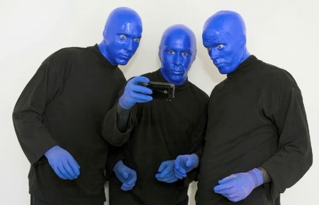blue-man-group-iphone