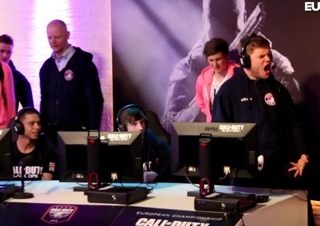 SnapCrab_NoName_2015-7-22_21-15-35_No-00