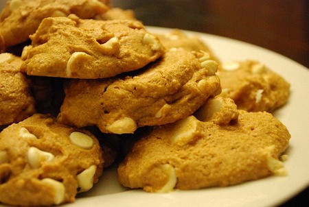 white-chocolate-macadamia-nut-cookies