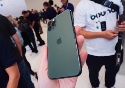 iPhone-11-Pro-green-2