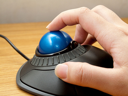 トラックボール