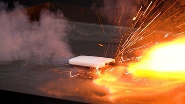 モバイルバッテリー