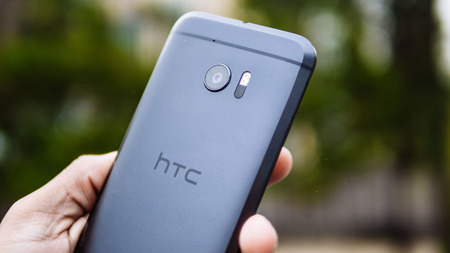 HTC-10-4