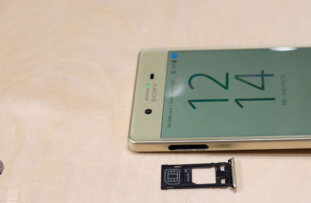 xperia-x-microsd