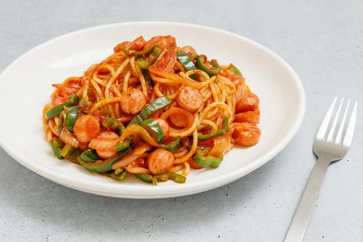 ナポリタン作るの簡単にみえてめっちゃムズい