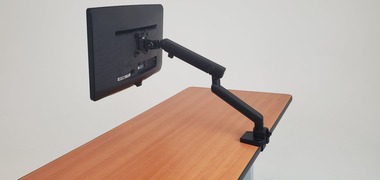 PEAK-1-Adjustable-Monitor-Arm-_lg_1695707710