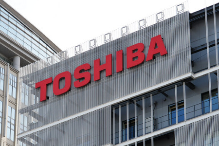 東芝