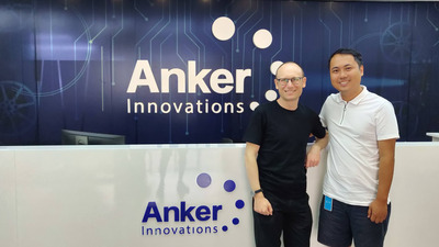 506652-sascha-and-anker-ceo