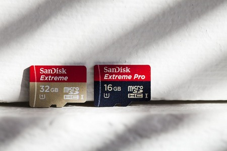 131212_microsd_cards