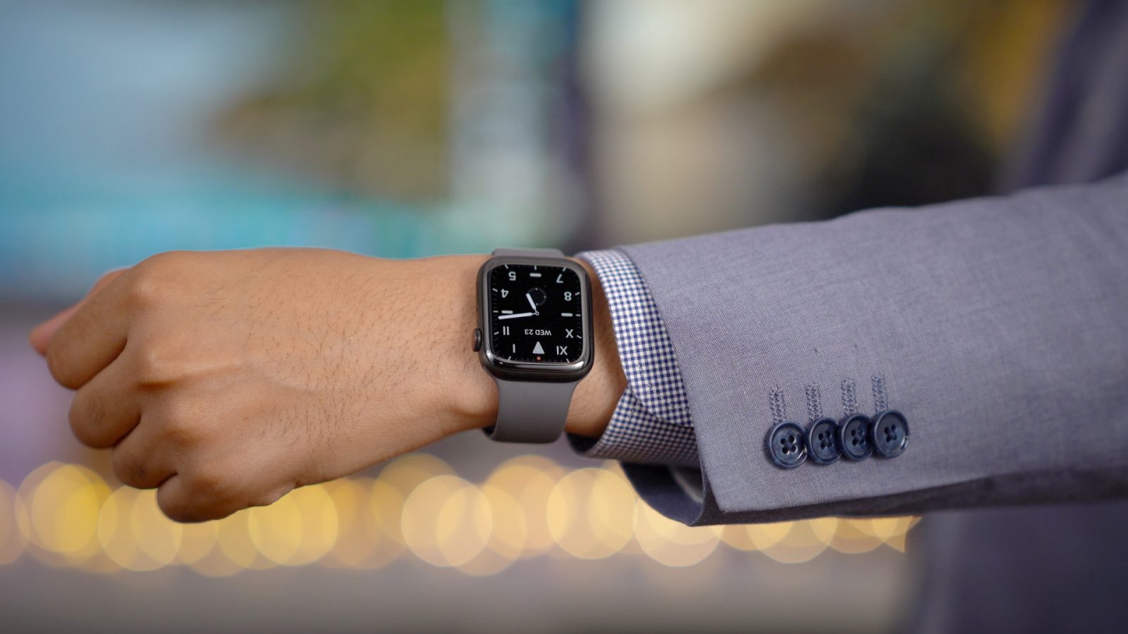 can you wear apple watch 3 in pool