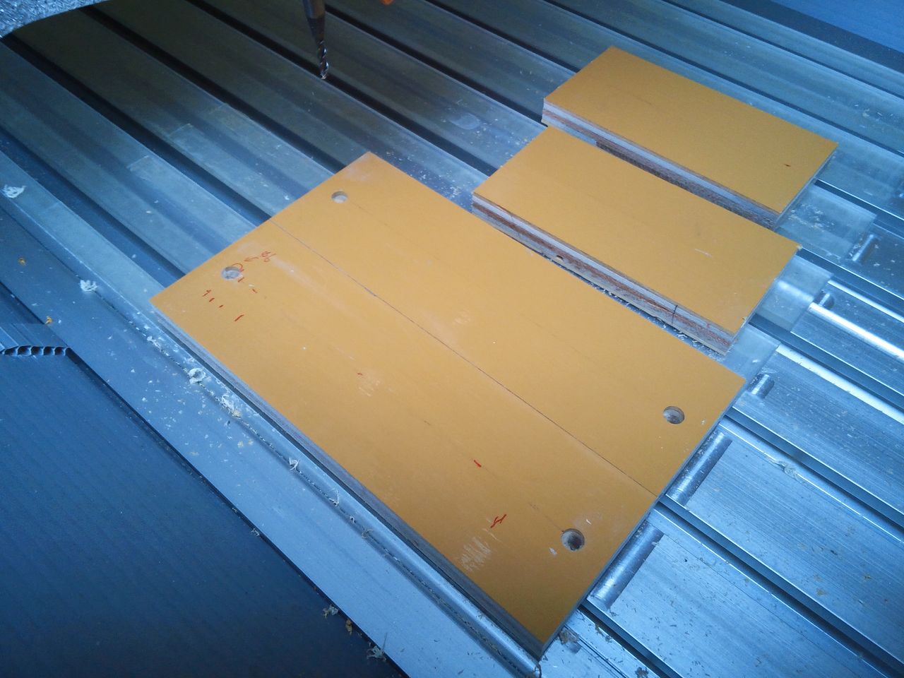 コンパネ１００分の１ミリ単位加工 ひらめき１ ブログ