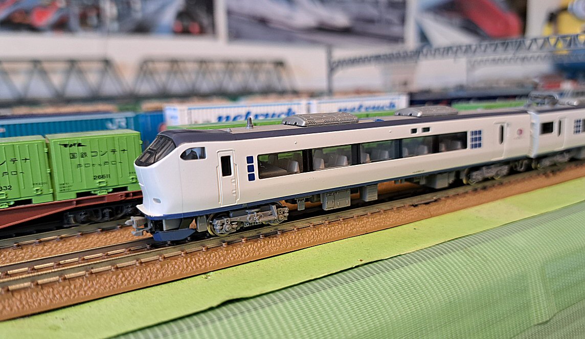 281系関西空港特急はるか6両編成から続き : 鉄道模型おもちゃ倶楽部