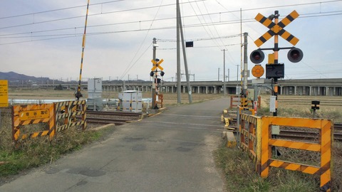 東北本線坂谷踏切Ｘ1方向1