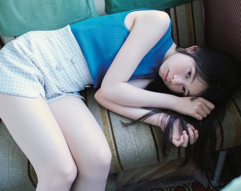 桜田ひより 太もも画像！美脚がたまらない！