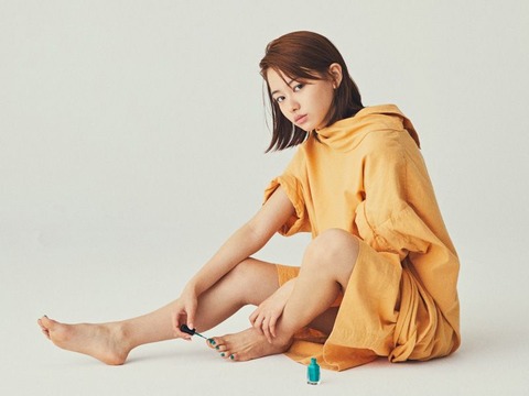 山本舞香 足裏・足指フェチ画像！生々しい足がたまらない！