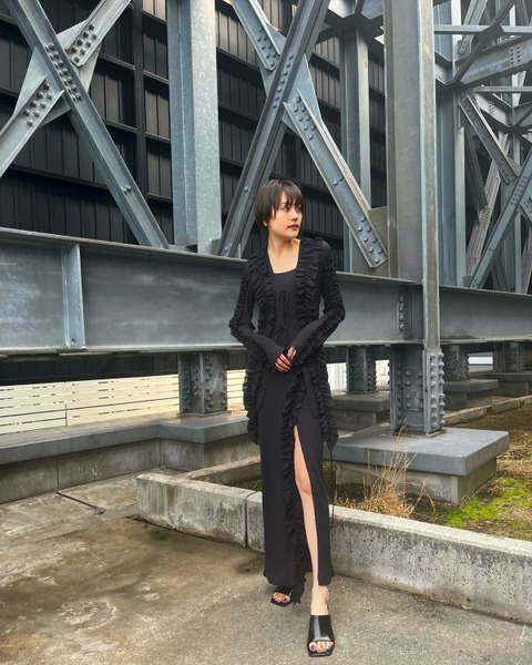 松井愛莉 画像009