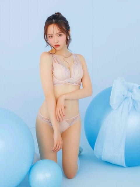森香澄 下着グラビア画像！美ボディがたまらない！