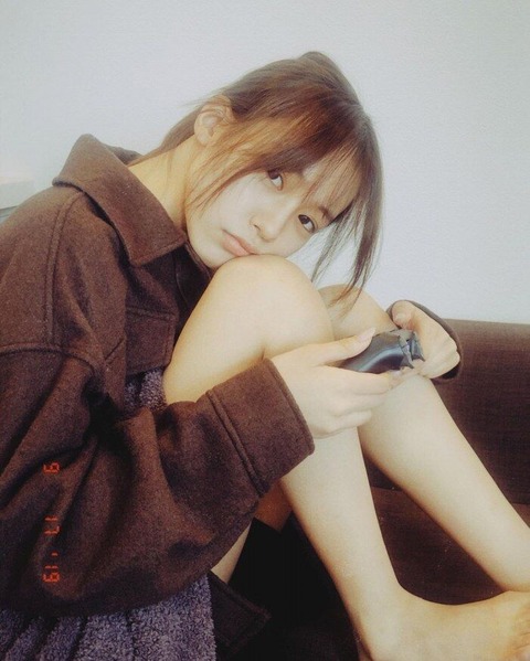 南沙良 足裏・足指フェチ画像！生々しい足がたまらない！