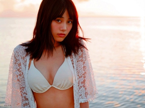 伊藤美来 ビキニ画像！かわいさと美ボディがたまらない