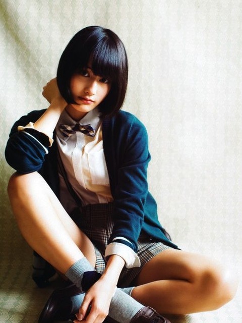 橋本愛 太もも画像！美脚がたまらない！