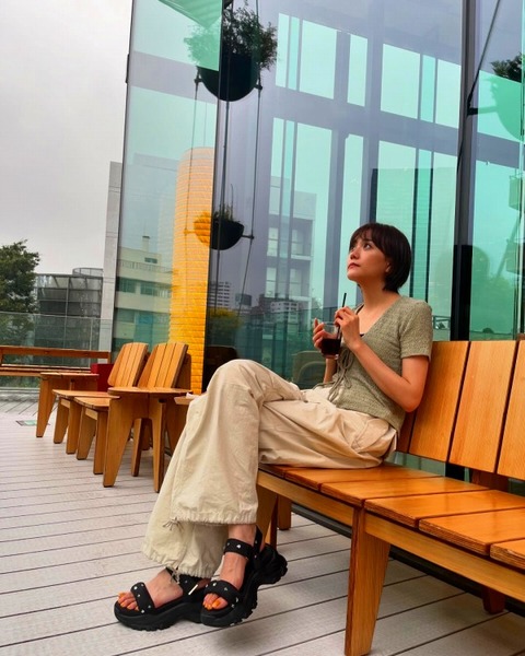 松井愛莉 画像006