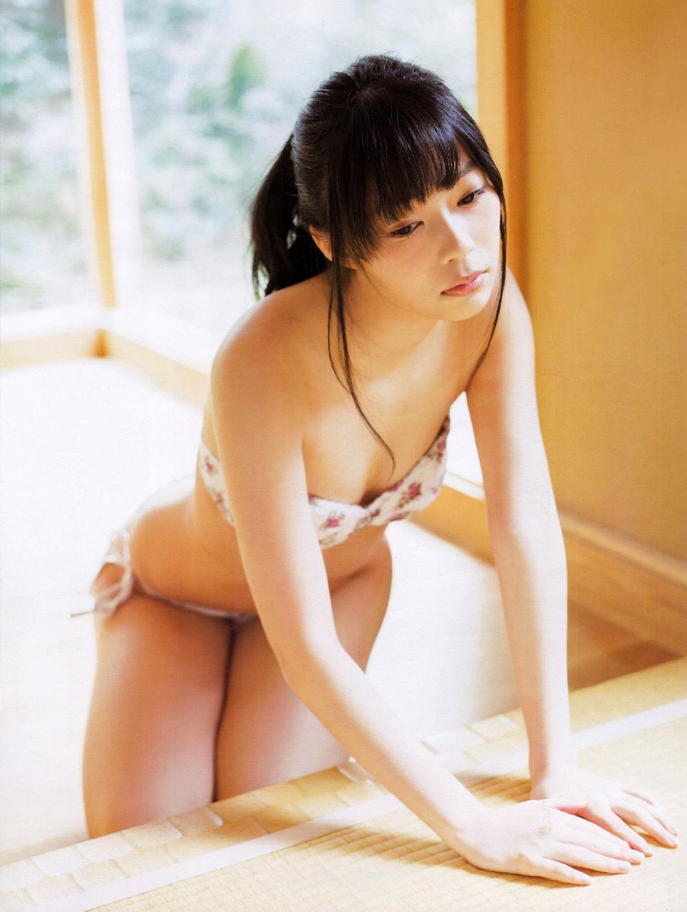 指原莉乃 極小水着でケツ丸出し 画像有 ｅ速