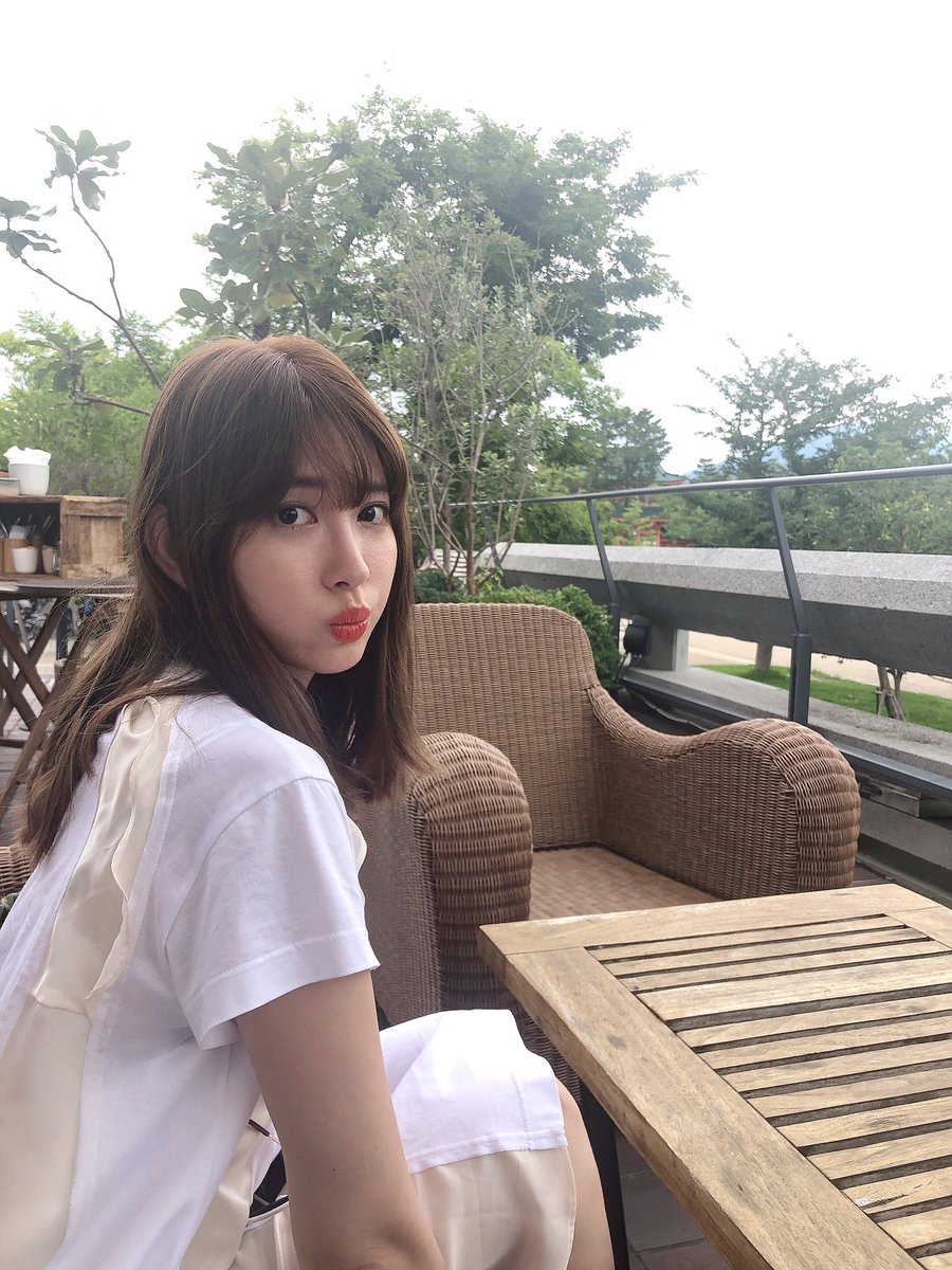 【炎上】 AKB小嶋陽菜さん 「京都に行ったよ」とツイート→批判殺到し炎上wwwwwwwww