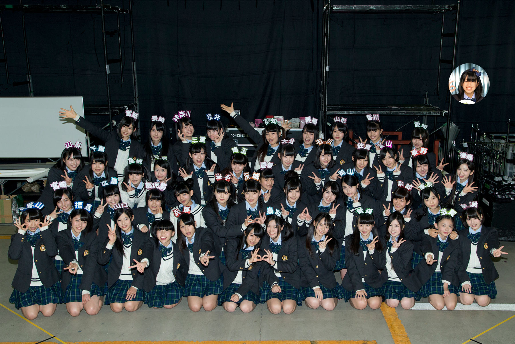 チーム８最新集合写真ｷﾀ ﾟ ﾟ Team8のまとメイト