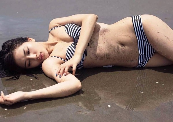 川口春奈 セクシーすぎる水着と下着写真 川口春奈 Idol Peach