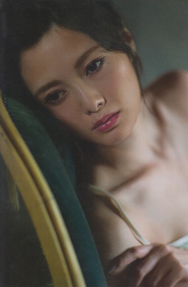 【S級美女】【SSS級美女】白石麻衣 1st写真集「清純な大人」の画像