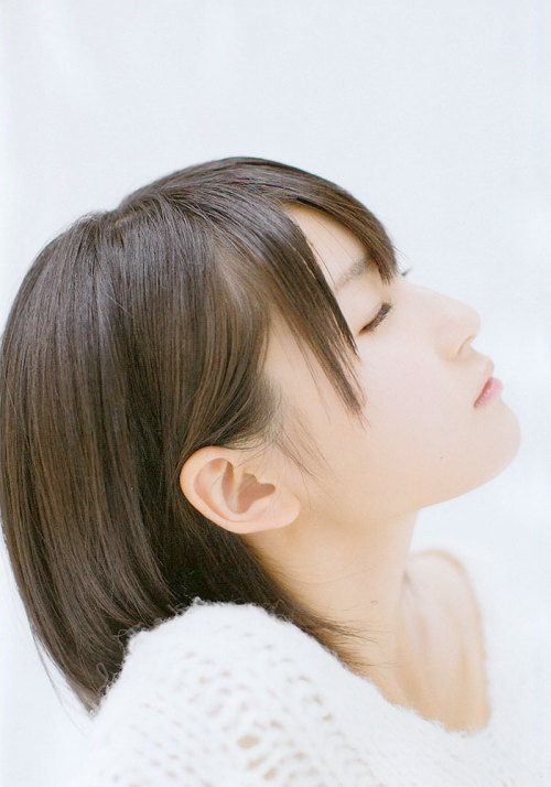 【美女】【S級美少女】ショートもロングもメガネも似合う！乃木坂46の井上小百合ちゃん画像！ビキニ水着