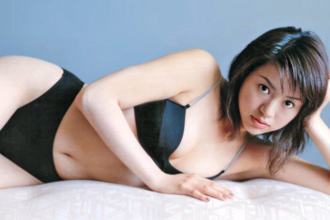 【艶めかしい】SSS級美女・井川遥の水着画像120枚【ビキニ姿が可愛すぎてやばいです！】