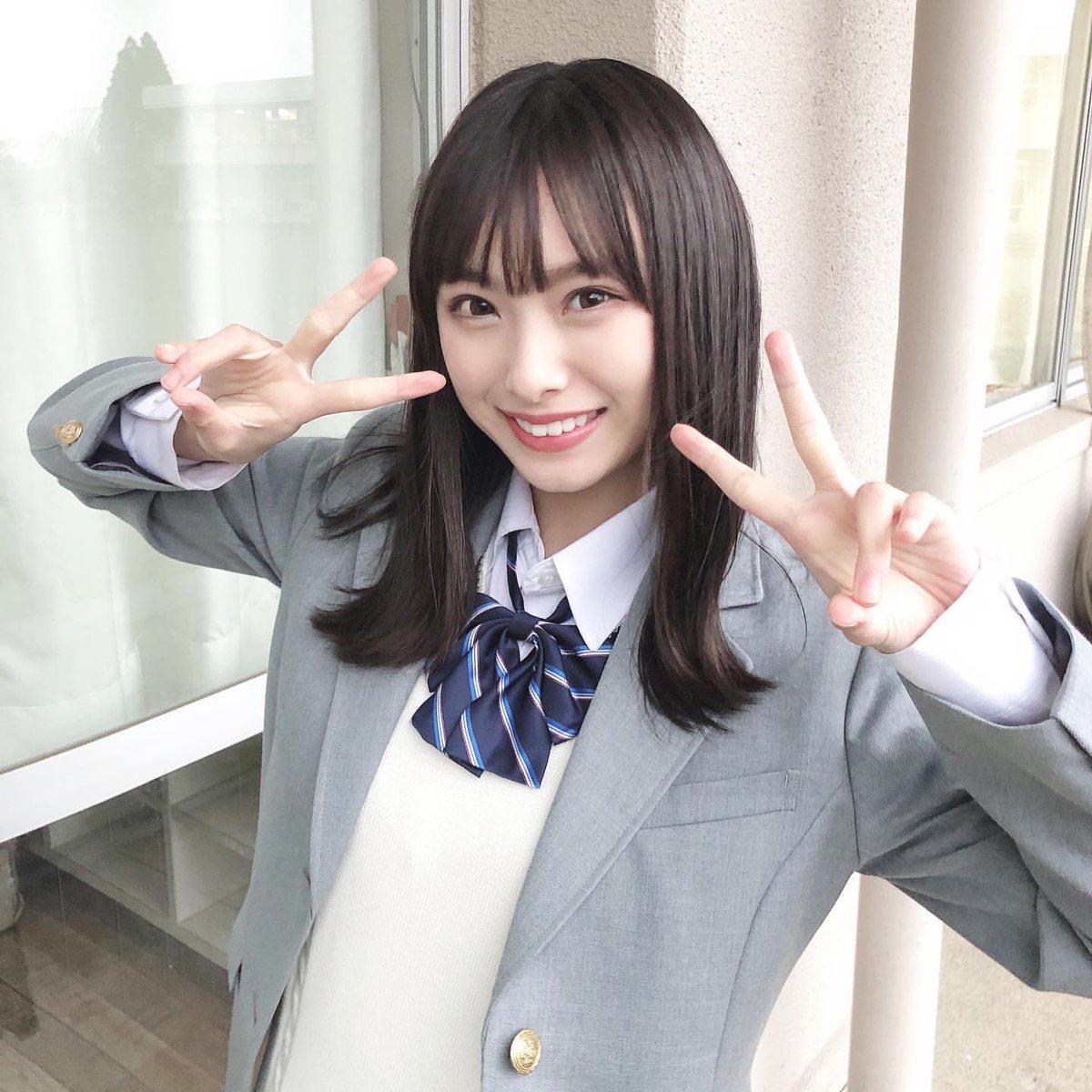 【美ボディ】【NMB48】「国宝級」美少女・梅山恋和（17）、現役ラストイヤーの制服姿披露！「間違いなく世界一かわいいJK」絶賛の声殺到