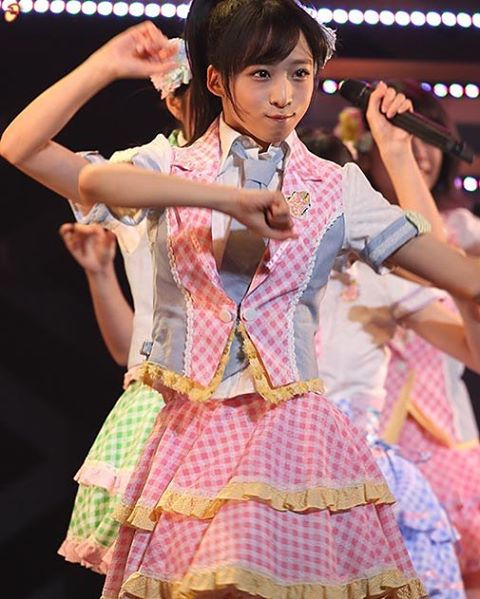 【可愛いね】[キュート]小栗有以ちゃんはアイドルとして完成してるなwwwライブ中でも笑顔が崩れないものwwwスリーサイズ