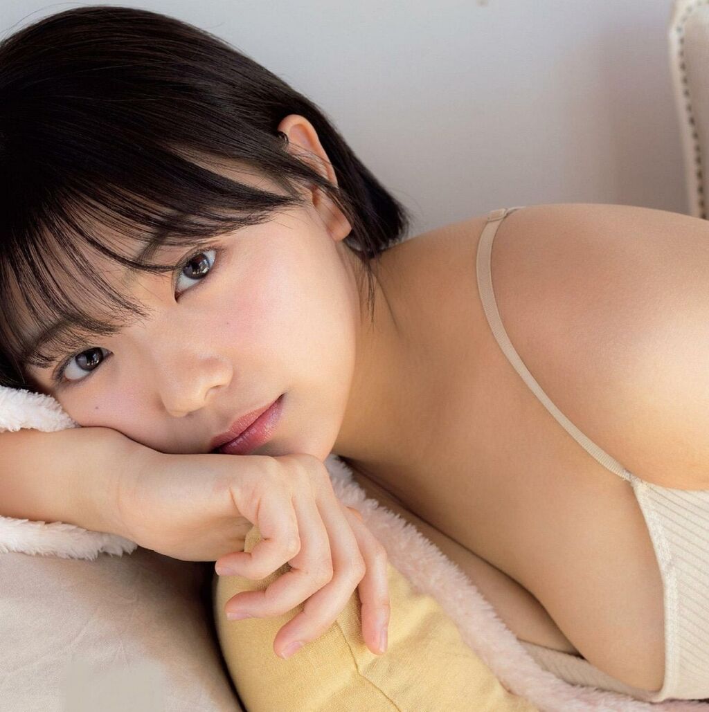 【艶めかしい】【大熊杏優】ショートカット美女のセクシー下着姿