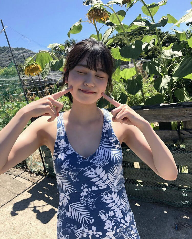 【S級美女】S級美少女・丹生明里の水着画像80枚【ビキニ姿が可愛すぎてやばいです！】