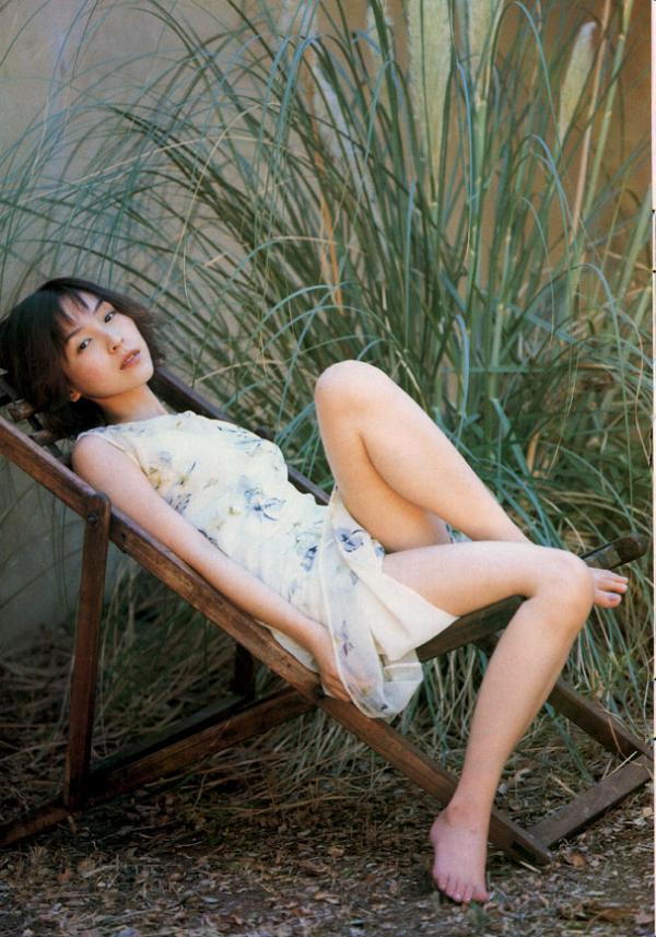 【美女】麻生久美子のお宝ショット！間宮祥太朗さんの理想の女性スリーサイズ