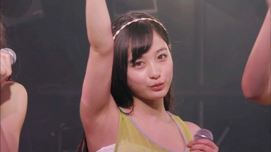 【艶めかしい】橋本環奈